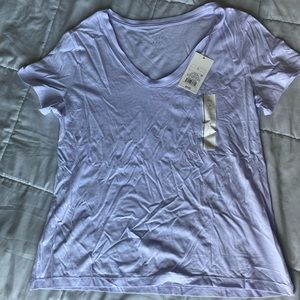 5 assorted short sleeve shirts